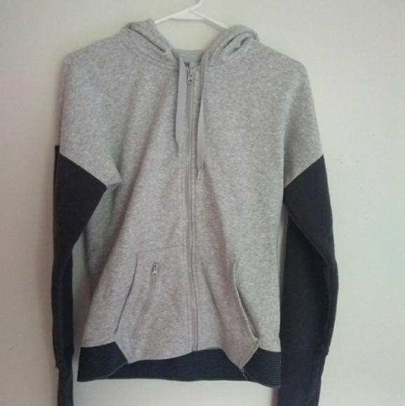 Champion Hoodie - Picture 3 of 4